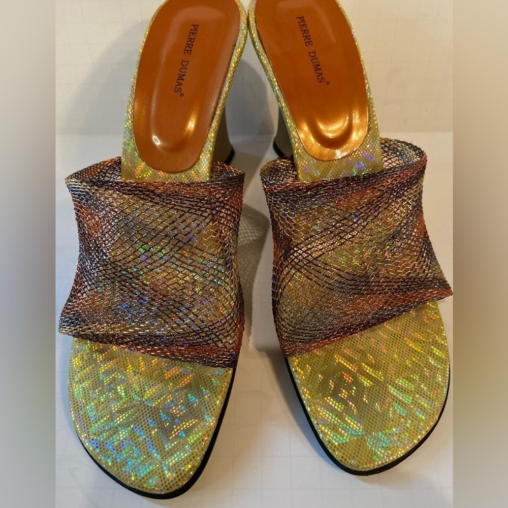 Pierre Dumas~Lightweight Iridescent Mesh Upper~Gold Wedge Slip-On Sandal~Size 9M